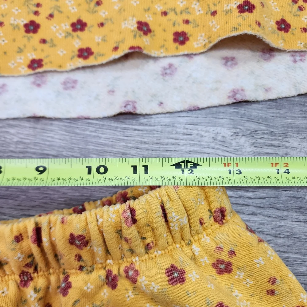 2 Pc COLSIE Yellow Red Flower Cut Off Cropped Sweatshirt & Sweat Shorts - Picture 11 of 13